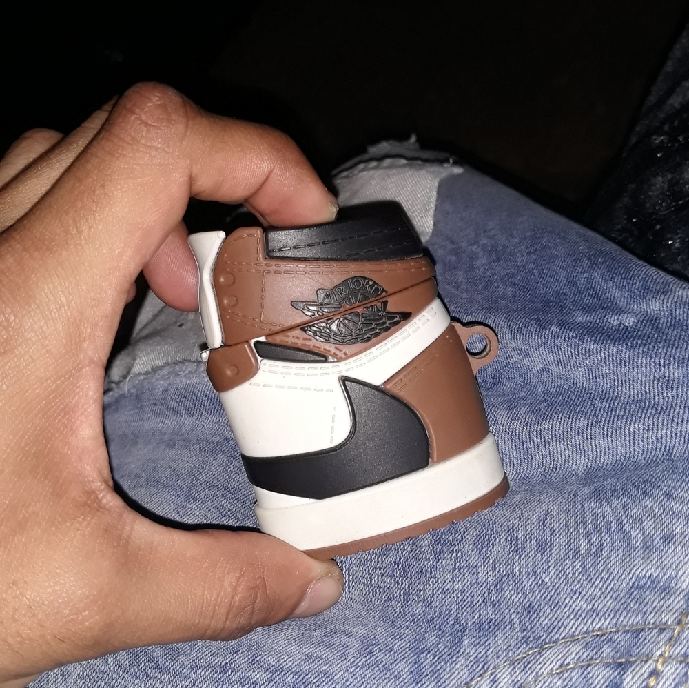 Travis Scott airpod case